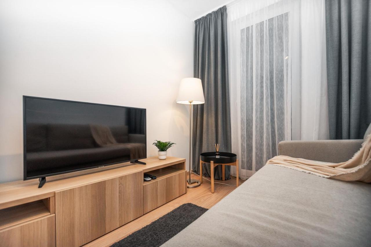 City Center Apartment - Modern & Elegant Bratislava Ngoại thất bức ảnh