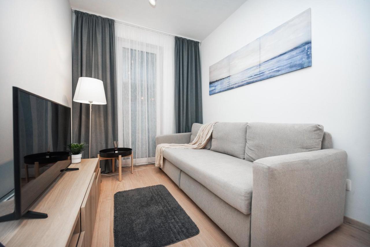 City Center Apartment - Modern & Elegant Bratislava Ngoại thất bức ảnh