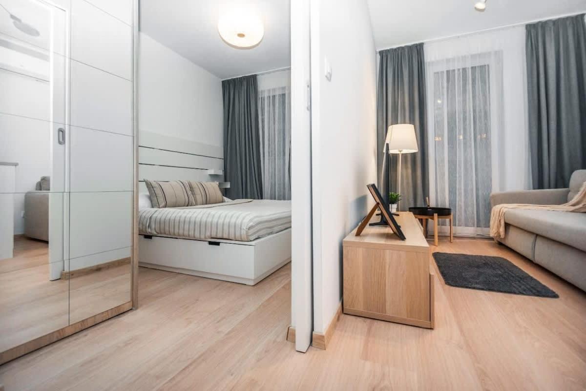 City Center Apartment - Modern & Elegant Bratislava Ngoại thất bức ảnh